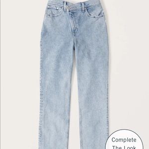 Curve Love Ultra High Rise 90s Straight Jean